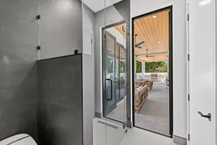 2625 NE 29th Ct, Fort Lauderdale, FL 33306 - Photo 23