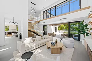 2625 NE 29th Ct, Fort Lauderdale, FL 33306 - Photo 1