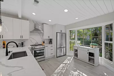 2235 Las Brisas Court, Wellington, FL 33414 - Photo 15