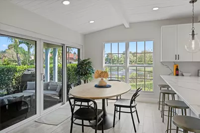 2235 Las Brisas Court, Wellington, FL 33414 - Photo 9