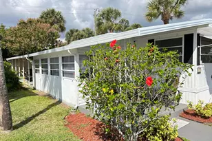 615 Alamanda Ln, Deerfield Beach, FL 33442 - Photo 3