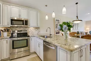 820 Club Dr, Palm Beach Gardens, FL 33418 - Photo 3