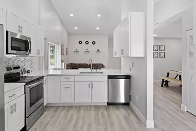 12 Paxford Lane W, Boynton Beach, FL 33426 - Photo 3