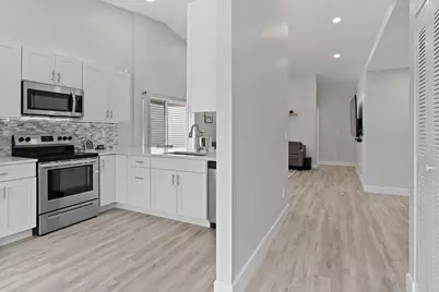 12 Paxford Lane W, Boynton Beach, FL 33426 - Photo 5