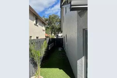 11570 Gorham Drive, Cooper City, FL 33026 - Photo 23