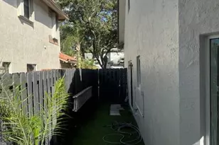 11570 Gorham Dr, Cooper City, FL 33026 - Photo 23