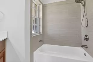 1716 NW 166th Ave, Pembroke Pines, FL 33028 - Photo 39