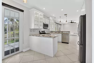 1716 NW 166th Avenue, Pembroke Pines, FL 33028 - Photo 23
