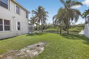 1716 NW 166th Ave, Pembroke Pines, FL 33028 - Photo 51