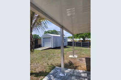 272 SW Crescent Avenue, Port Saint Lucie, FL 34984 - Photo 25