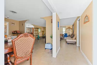 315 SW 12th Avenue, Boynton Beach, FL 33435 - Photo 3