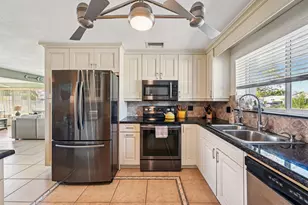 818 SE 9th Terrace, Deerfield Beach, FL 33441 - Photo 21
