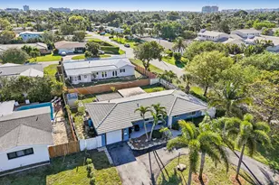 818 SE 9th Terrace, Deerfield Beach, FL 33441 - Photo 11