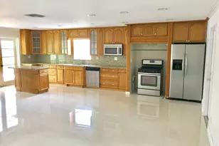 11 NE 17th Ave, Pompano Beach, FL 33060 - Photo 5