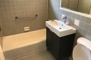 11 NE 17th Ave, Pompano Beach, FL 33060 - Photo 9