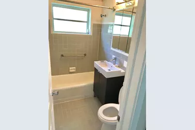 11 NE 17th Avenue, Pompano Beach, FL 33060 - Photo 3