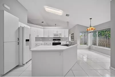 10160 NW 3rd Court, Plantation, FL 33324 - Photo 7