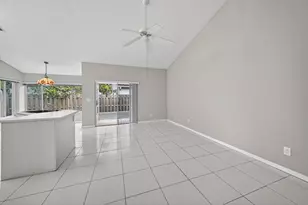 10160 NW 3rd Ct, Plantation, FL 33324 - Photo 5