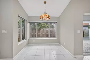 10160 NW 3rd Ct, Plantation, FL 33324 - Photo 9