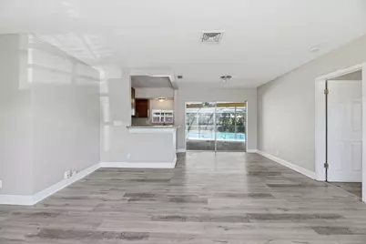 8 NE 9th Avenue, Deerfield Beach, FL 33441 - Photo 3