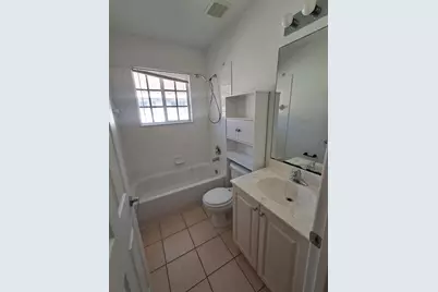 4207 Napoli Lake Drive, West Palm Beach, FL 33410 - Photo 7