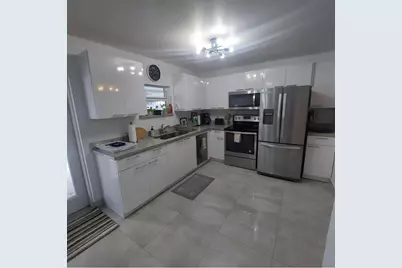 1670 NE 1st Avenue, Pompano Beach, FL 33060 - Photo 5