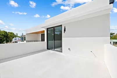 2324 SW 26th Street, Miami, FL 33133 - Photo 29