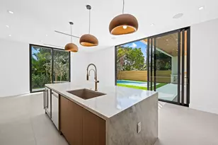 2324 SW 26th St, Miami, FL 33133 - Photo 5