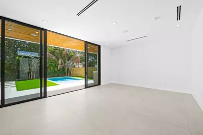 2324 SW 26th Street, Miami, FL 33133 - Photo 9