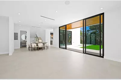 2324 SW 26th Street, Miami, FL 33133 - Photo 15