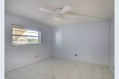 23247 N Barwood Ln Lane N #305, Boca Raton, FL 33428 - Photo 17