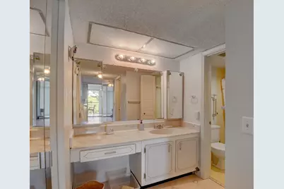 23247 N Barwood Ln Lane N #305, Boca Raton, FL 33428 - Photo 11