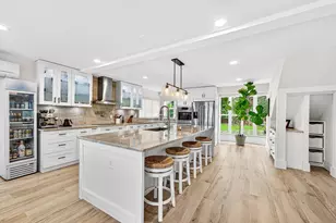 321 SW 1st Ave, Boynton Beach, FL 33435 - Photo 9