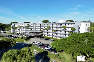 9235 SW 8th St, Boca Raton, FL 33428 - Photo 23