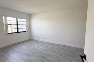 9235 SW 8th St, Boca Raton, FL 33428 - Photo 7