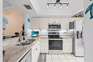 6266 Red Cedar Cir, Greenacres, FL 33463 - Photo 5