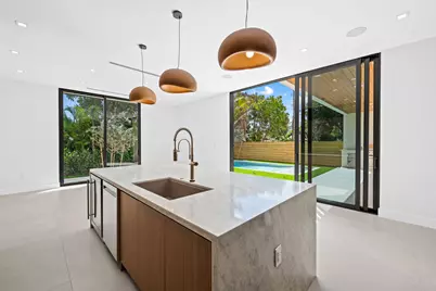 2324 SW 26th Street, Miami, FL 33133 - Photo 5