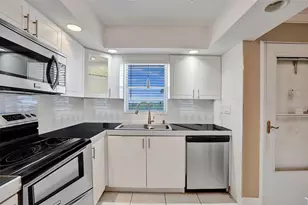 5860 NW 44th St, Lauderhill, FL 33319 - Photo 11