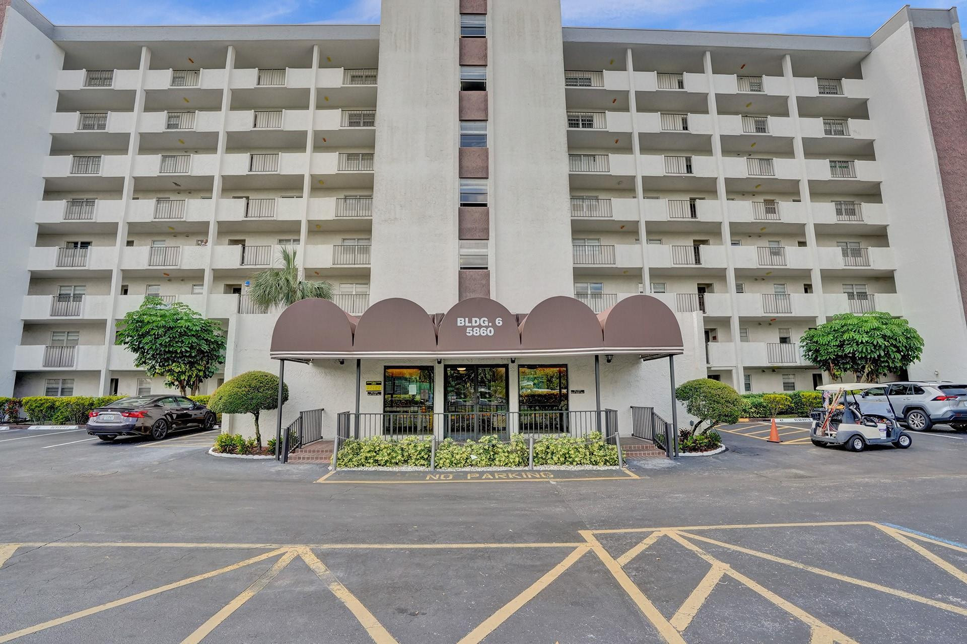 5860 NW 44th St #603 main architectural view