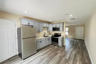 4195 Sanders Dr, Lake Worth, FL 33461 - Photo 1