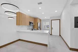 8901 Windtree St, Boca Raton, FL 33496 - Photo 5