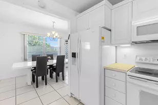 3043 Berkshire C, Deerfield Beach, FL 33442 - Photo 7