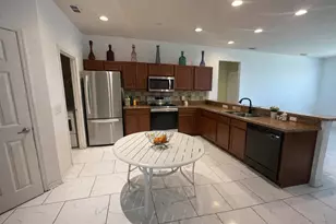 1003 Mystery Cir, Davenport, FL 33837 - Photo 3