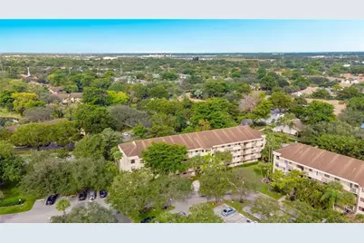 3150 NW 42nd Avenue #E401, Coconut Creek, FL 33066 - Photo 23