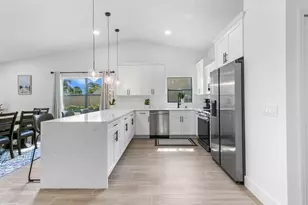 13781 Barberry Dr, Wellington, FL 33414 - Photo 5