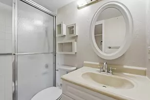 115 Markham F, Deerfield Beach, FL 33442 - Photo 17