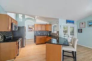 921 NE Zebrina Senda, Jensen Beach, FL 34957 - Photo 17