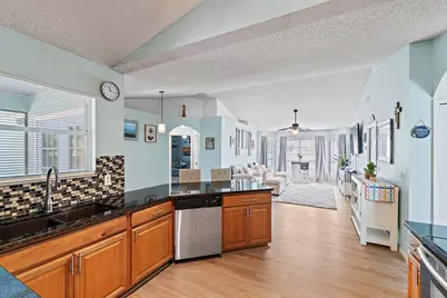 921 NE Zebrina Senda, Jensen Beach, FL 34957 - Photo 19