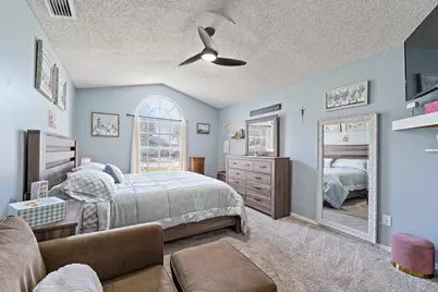 921 NE Zebrina Senda, Jensen Beach, FL 34957 - Photo 21