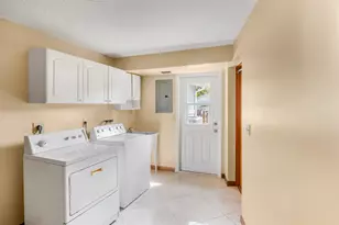 14035 SW 20th St, Davie, FL 33325 - Photo 17